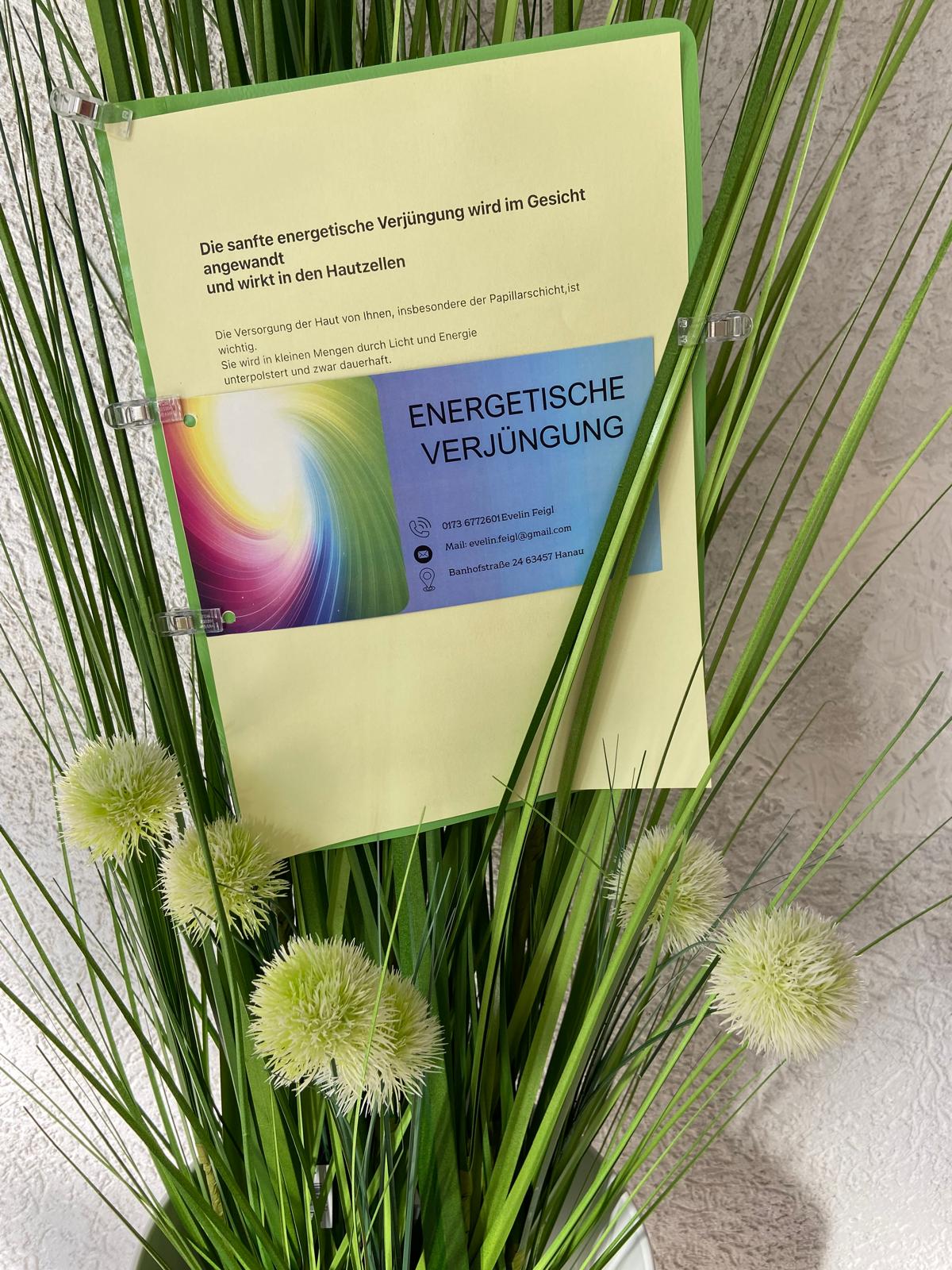 Energetische Verjüngungsbehandlung bei Evelin Feigl in Hanau